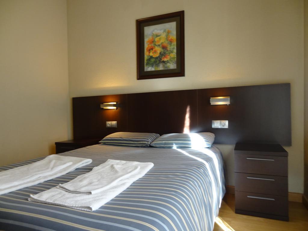Hostal Cal Forner Hotell Andorra la Vella Exteriör bild