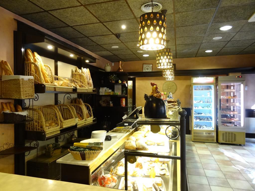 Hostal Cal Forner Hotell Andorra la Vella Exteriör bild