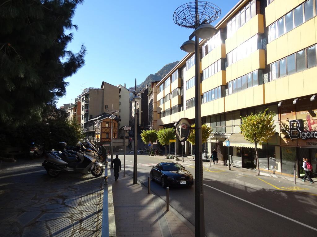 Hostal Cal Forner Hotell Andorra la Vella Exteriör bild