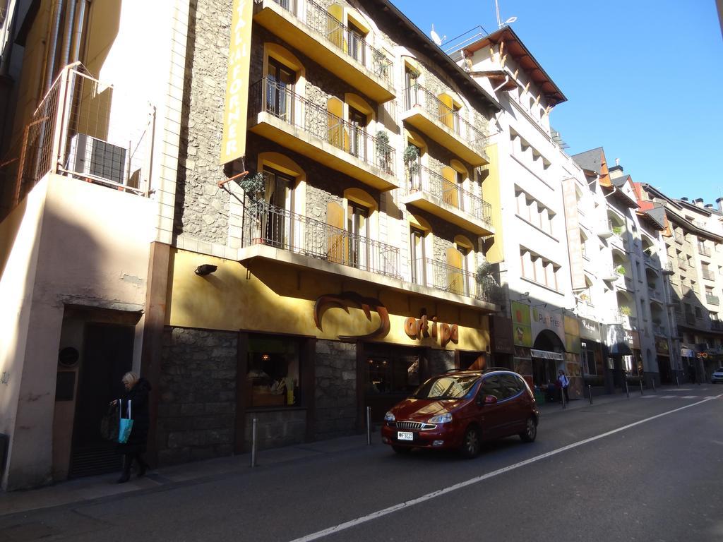 Hostal Cal Forner Hotell Andorra la Vella Exteriör bild